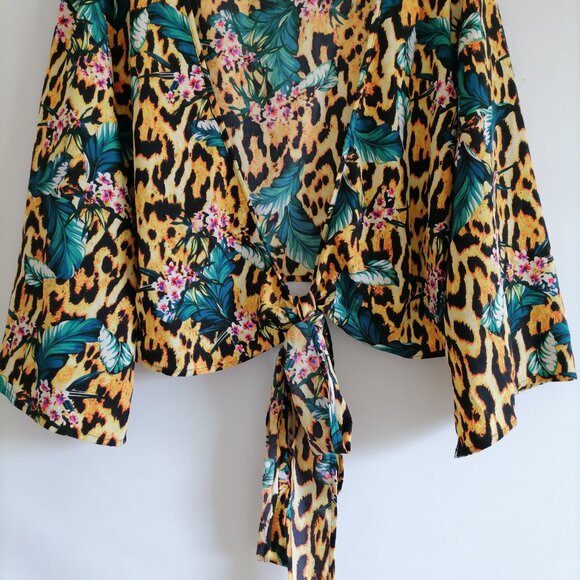 NWT Y2k Asos Curve Womens Multicolor Leopard Print Knot Waist Crop Top Size 18 - Picture 3 of 7